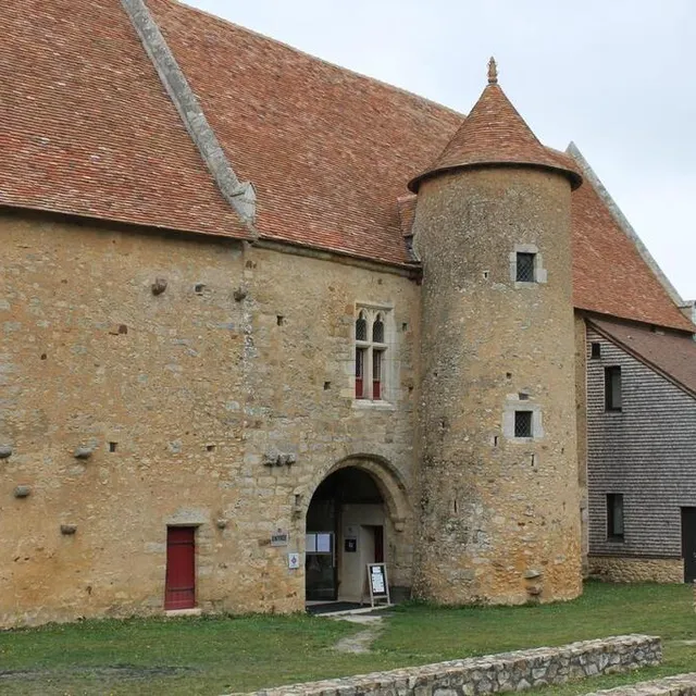 photo le manoir de la cour à asnières-sur-vègre (sarthe).  ©  archives ouest-france
