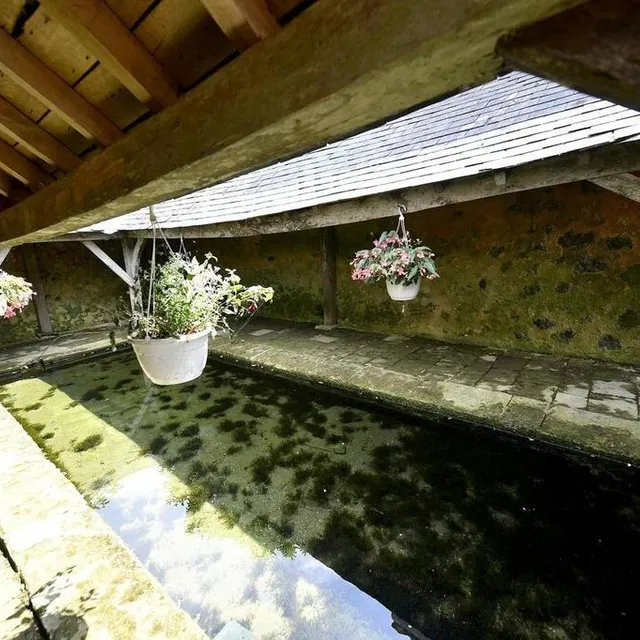 photo le lavoir du village d’asnières-sur-vègre (sarthe).  ©  marc roger / archives ouest-france