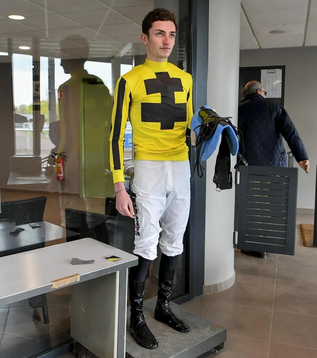Courses hippiques les jockeys très à cheval sur leur poids Le