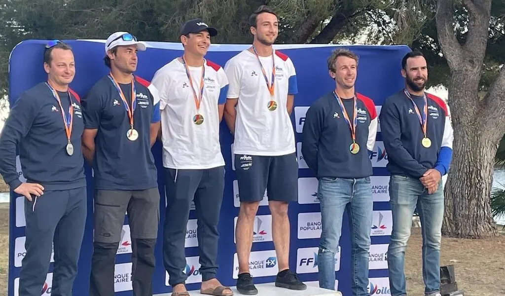 Voile. 49er à Hyères, Erwan Fischer et Youenn Bertin confirment leur