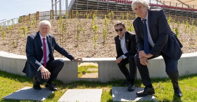 photo  l’esplanade jean-rondeau, anciennement la plateforme dunlop, a été inaugurée ce mercredi 3 mai.  &copy;  le maine libre – xavier sarrat 