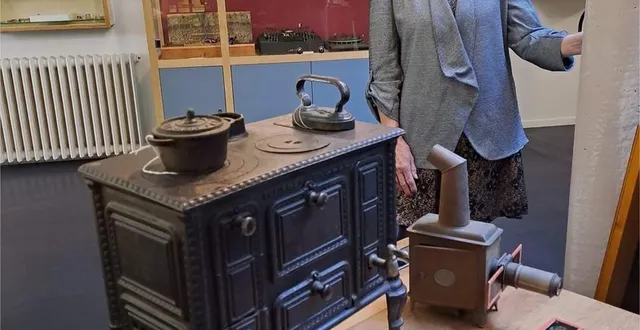 photo  différents jouets dangereux du xixe et xxe siècle (ici un fourneau, un pistolet ou une lanterne magique pour enfant) seront présentés gratuitement au public lors de la nuit des musées.  &copy;  ouest-france 