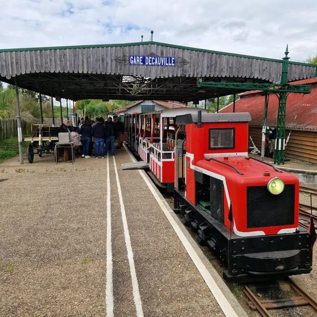 photo le train en gare decauville.  ©  ouest-france