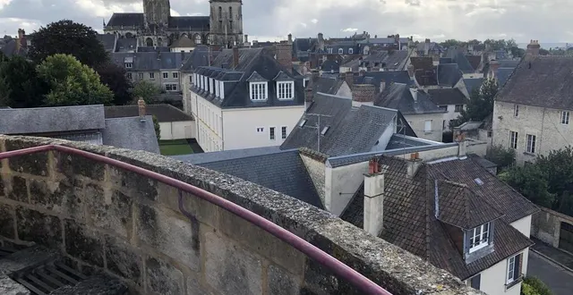 photo  depuis le sommet de la tour marguerite, on peut avoir une vue panoramique sur argentan et l’église saint-germain.  &copy;  archives ouest-france 