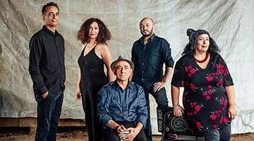 photo le groupe lojo sera au grand complet pour le concert du vendredi à saint-jean-des-mauvrets, vers 20 h.  ©  dr