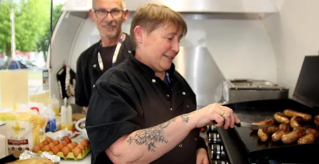 photo  guylaine damenet sera chaque vendredi de 17 heures à 21 heures à mayet.  &copy;  le maine libre 