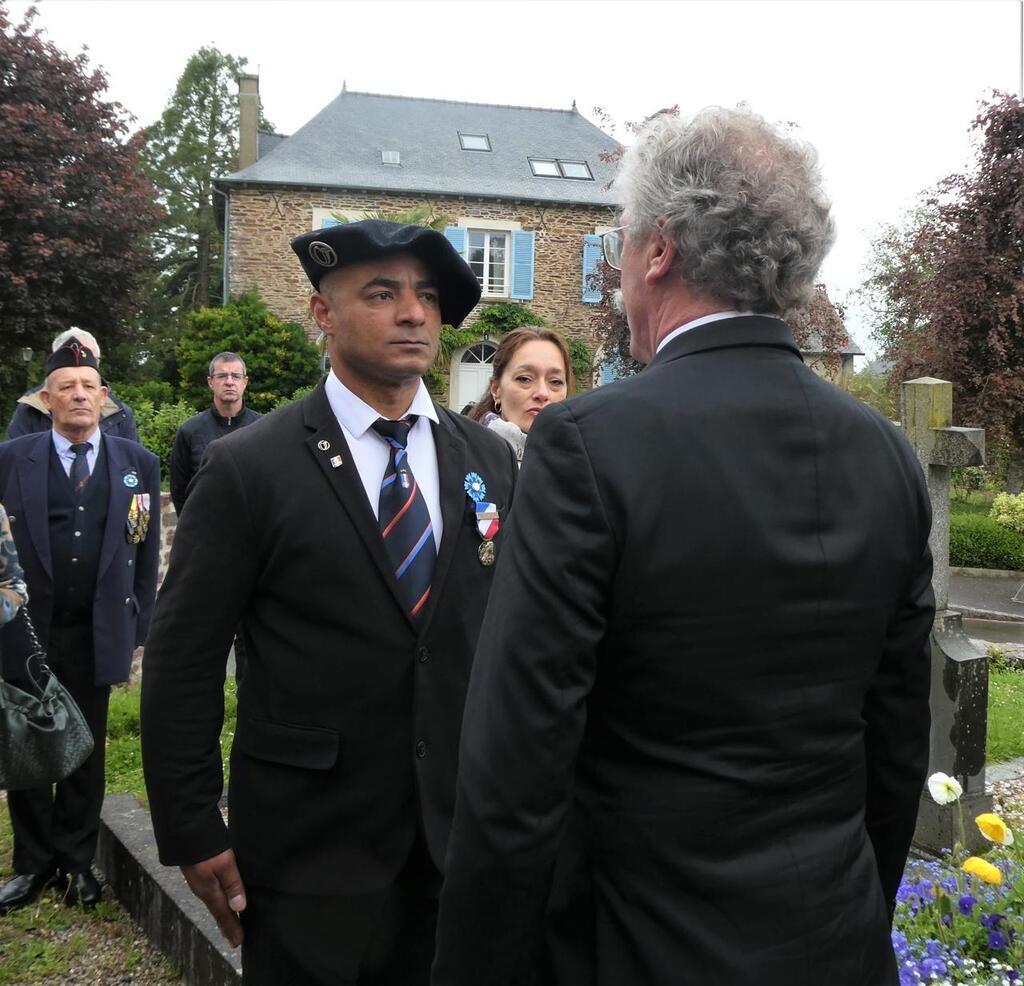 Au Rheu, Habitants Et Allemands De La Ville Jumelée Ont Commémoré Le 8 ...