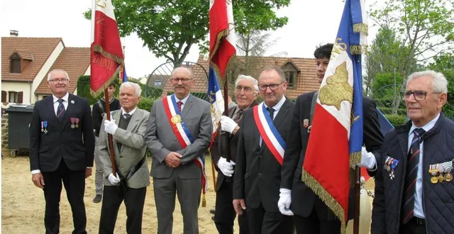 photo  les élus et membres de l’unc : yves suard, pierre avois, jacky marchand, clément blanchet, patrice leboucher, michaël suard, étienne lelong.  &copy;  ouest-france 
