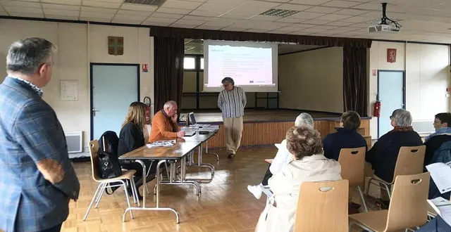 photo  les ateliers estim ont tenu leur assemblée générale à la salle polyvalente en présence du maire eric bourge.  &copy;  le maine libre 