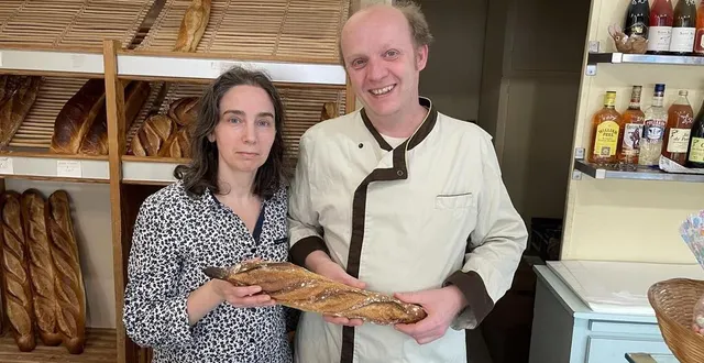 photo  la ferté-bernard, 9 mai 2023. le couple de boulangers liliane et gaylord benoit mise sur la nouveauté et la qualité pour pérenniser son commerce.  &copy;  le maine libre 