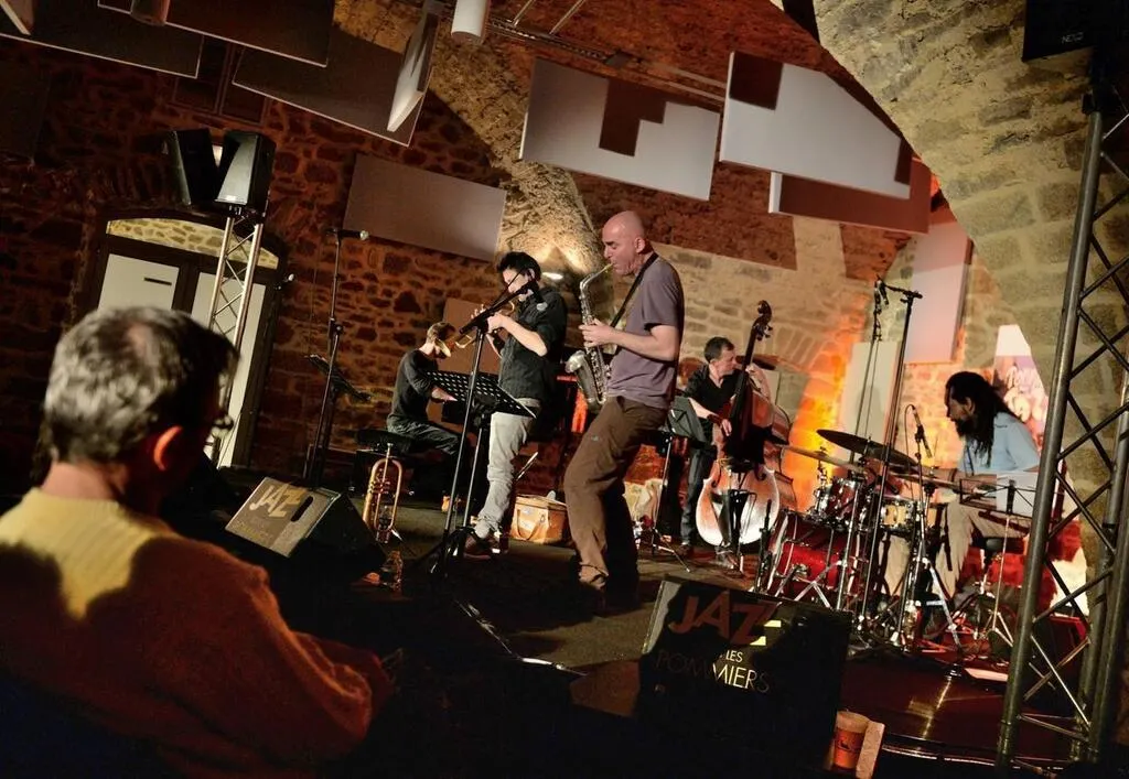 Jazz sous les pommiers les concerts aux caves des Unelles, c’est fini