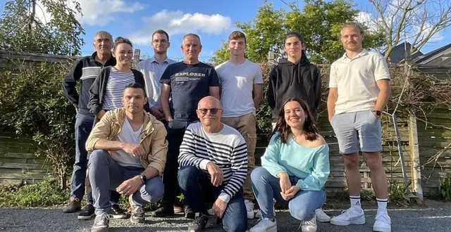 photo  les membres de l’association saint-melaine en baskets.  &copy;  co 