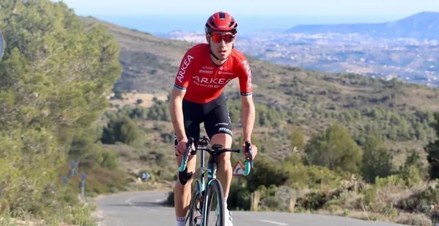 photo  une nouvelle opération au bras gauche a été nécessaire pour nicolas edet.  &copy;  arké-samsic 