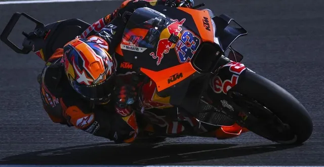 photo  l’australien jack miller (ktm) a fait forte impression sur les deux séances d’essais libres ce vendredi 12 mai 2023.  &copy;  le maine libre – denis lambert 