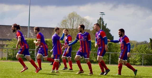 photo  saint-pierre port-brillet devra s’imposer ce dimanche, pour espérer se maintenir.  &copy;  ouest-france 