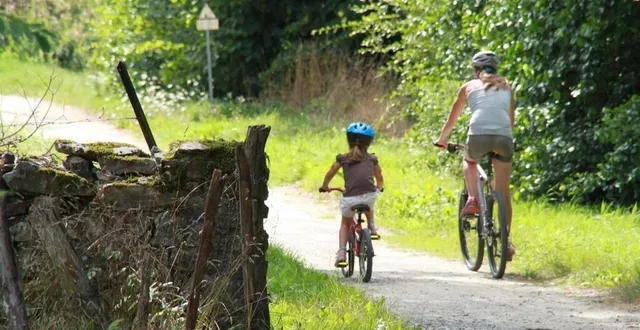photo  l’occasion de découvrir la vallée du thouet sur les chemins bucoliques.  &copy;  archives co 