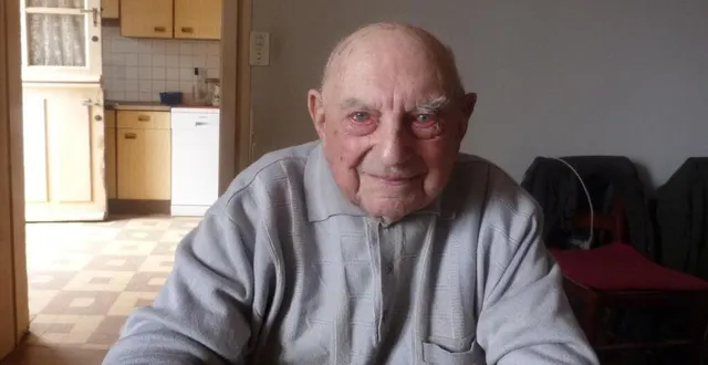 photo  charles cousin, centenaire de gréez-sur-roc  &copy;  le maine libre 