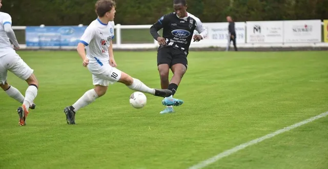 photo  mbemba et les joueurs du fc argentan se déplaceront à verson dimanche.  &copy;  archives joseph thouin/ouest-fnrace 