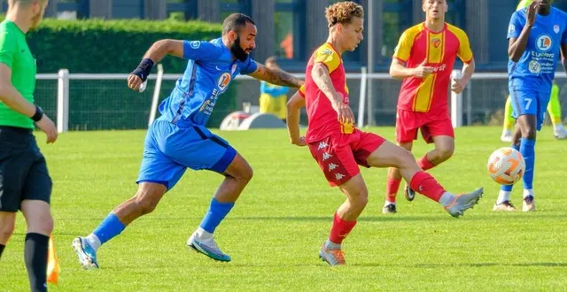 photo  oscar verneau et le mans ont été accrochés par le sablé de nelson kabeya.  &copy;  dominique breugnot 