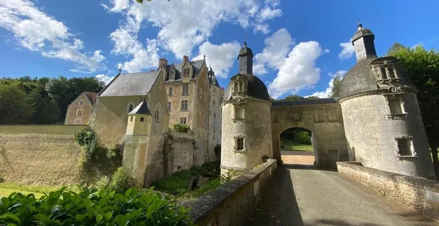 photo  les visites du château reprennent ce mois-ci.  &copy;  archives yanne boloh 