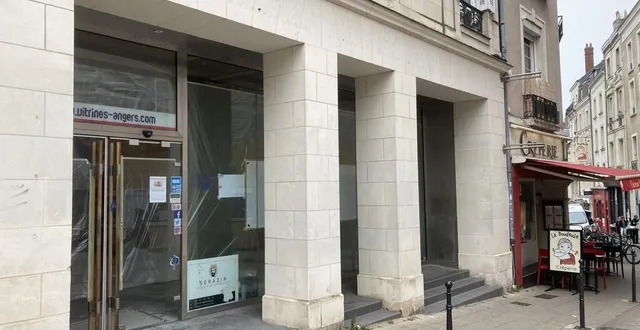 photo  l’ancien local de l’association de commerçants les vitrines d’angers, place sainte-croix, abritera une boutique dérivée de l’émission télévisée silence ça pousse !  &copy;  ouest france 