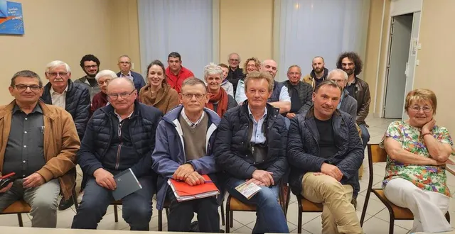 photo  des participants très attentifs.  &copy;  ouest-france 