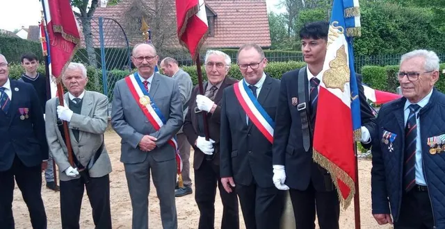 photo  les médaillés du 8-mai en 2023.  &copy;  le maine libre 