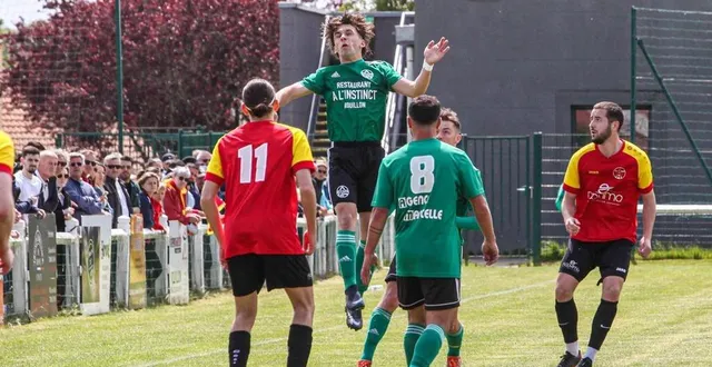 photo  rouillon, en vert, s’est fait peur avant de l’emporter.  &copy;  le maine libre 