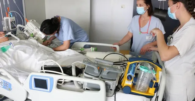 photo  le départ d’une partie des intérimaires refusant les nouvelles conditions tarifaires complique davantage le travail des soignants dans les principaux établissements de soin sarthois (ici, à l’hôpital du mans), notamment en chirurgie.  &copy;  archives ouest-france 