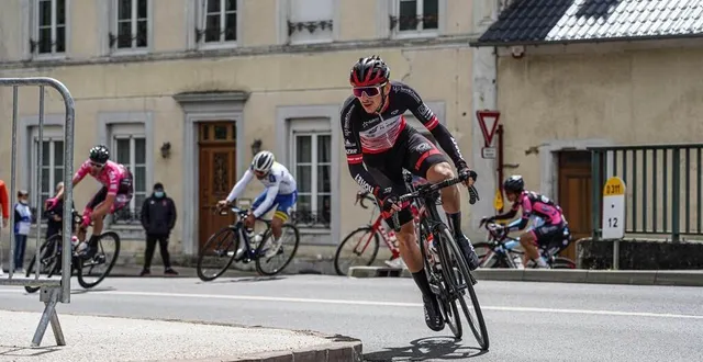 photo  le gp de neufchâtel-en-saosnois propose un nouveau parcours.  &copy;  archives le maine libre 