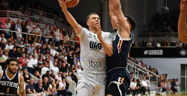 photo  sébastien cape a fait son retour avec l’union rennes basket vendredi 19 mai.  &copy;  clotilde briand 