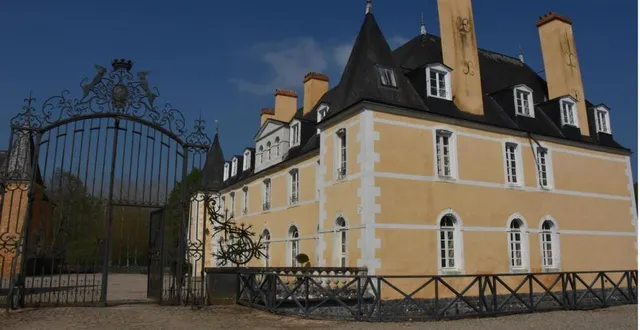 photo avoise. visites guidées au château de dobert  &copy;  archives le maine libre 