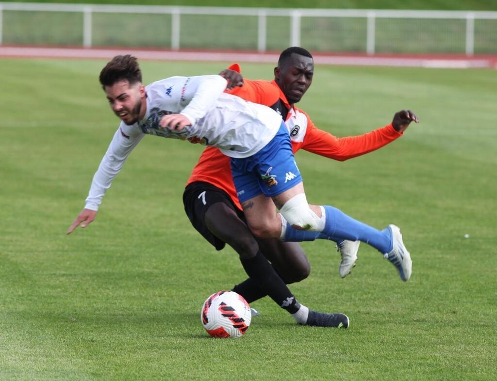 Football Mayenne Profite De La Naïveté Coulainaise En R1 Sport 