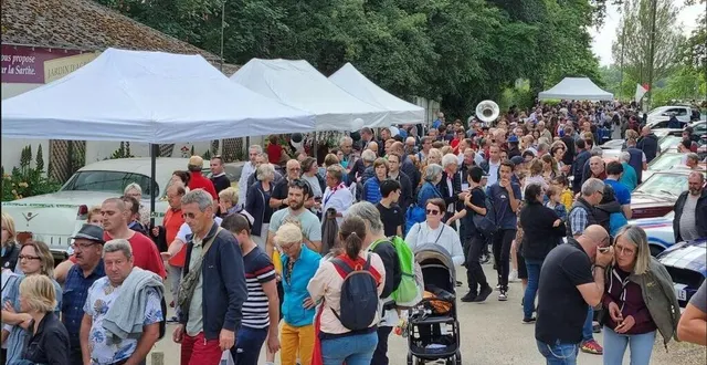 photo  neuville dans la course, c’est la seule manifestation autour des 24 heures entièrement gérée par une municipalité.  &copy;  archives ouest-france 