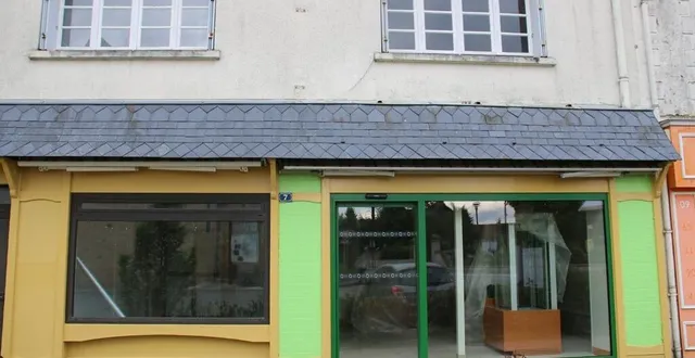 photo  à la mi-juin, le commerce de boulangerie succédera à l’ancien commerce de boucherie charcuterie.  &copy;  ouest-france 