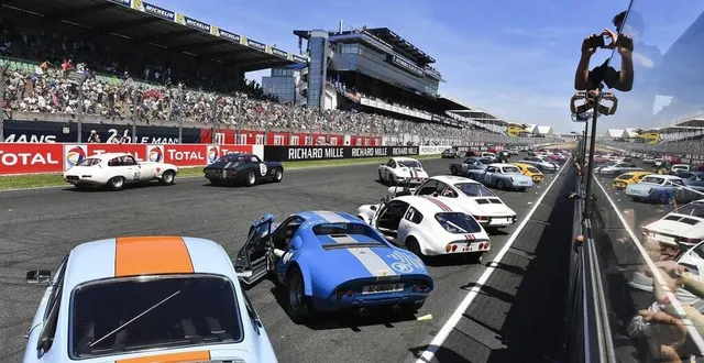 photo  connaissez-vous bien l’histoire des 24 heures du mans ?  &copy;  photo archives le maine libre denis lambert 