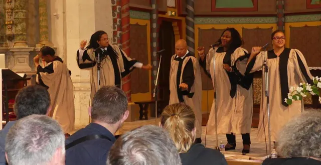 photo  les chanteurs du chœur gospel’n life harmony ont transmis leur enthousiasme au public.  &copy;  ouest-france 