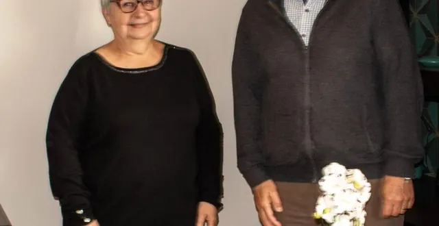 photo  liliane caix et jacques courtin, deux bénévoles de l’association des auteurs, des artistes.  &copy;  ouest-france 