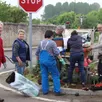 photo  les bénévoles ont réorganisé les plantations du village pour économiser l’eau d’arrosage. 