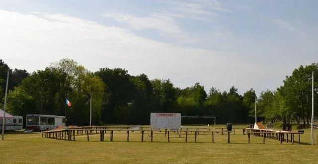 photo  le terrain de loisirs où se dérouleront les 24 heures de la bille.  &copy;  ouest-france 