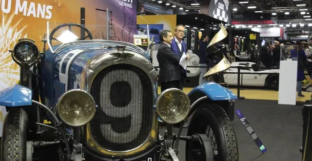 photo  la chenard & walcker n°9 qui a remporté la toute première édition des 24 heures du mans le 27 mai 1923.  &copy;  photo le maine libre 