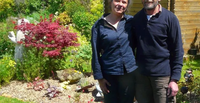 photo  laurence et serge aiment partager leur passion du jardinage.   &copy;  le maine libre 