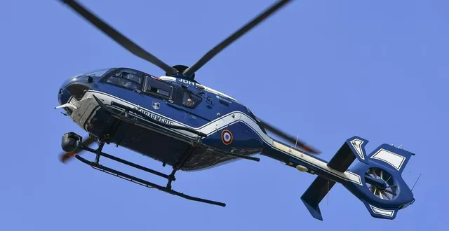photo  les gendarmes ont survolé le sud sarthe à la recherche d’une personne disparue, ce vendredi 26 mai 2023 en début de matinée.  &copy;  archives le maine libre / yvon loue 