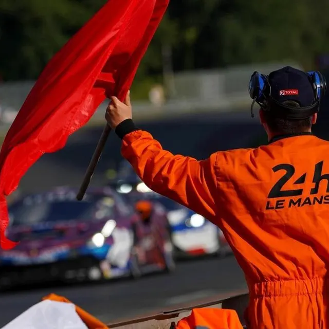 photo drapeau rouge : danger !  ©  photo archives le maine libre
