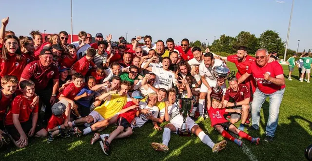 photo  le gazelec le mans a fait la différence en deuxième période contre rouillon et peut savourer sa première coupe du district de son histoire.  &copy;  le maine libre 