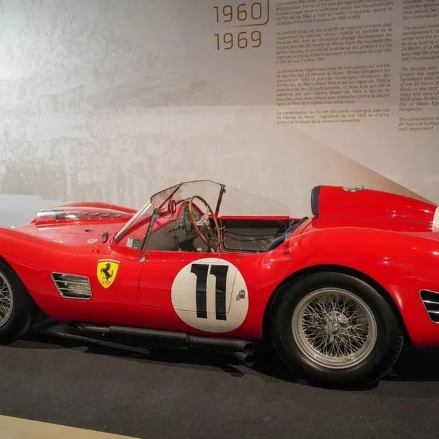photo la ferrari 250 testa rossa qui a gagné la course des 24 heures du mans en 1960.  ©  ouest-france