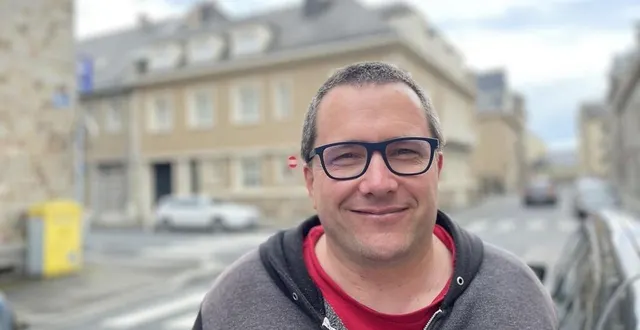 photo  hervé breton est en charge de l’accessibilité au festival des bichoiseries, qui se tient chaque année au mont de cerisy à cerisy-belle-étoile, dans l’orne.  &copy;  ouest-france 