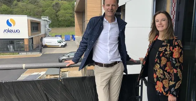 photo  emmanuel pousset, ici avec sa fille valentine, a cédé les rênes de solewa à son ex-adjoint simon ondet en mars 2022.  &copy;  le maine libre 