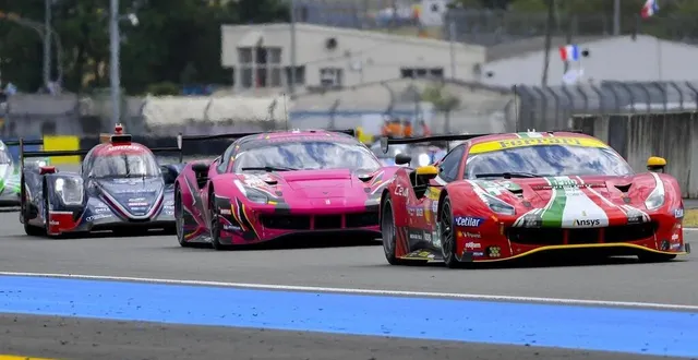 photo  la journée test, qui se déroule ce dimanche 4 juin 2023, est l’occasion d’assister aux premiers tours de piste sur le circuit.  &copy;  archives le maine libre – yvon loue 