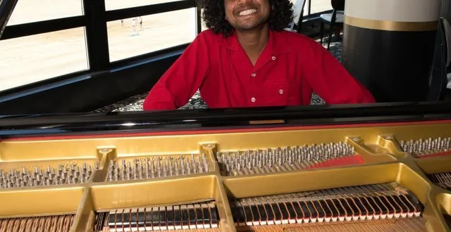 photo  nirek mokar en concert à la carneille le samedi 3 juin.  &copy;  dr 